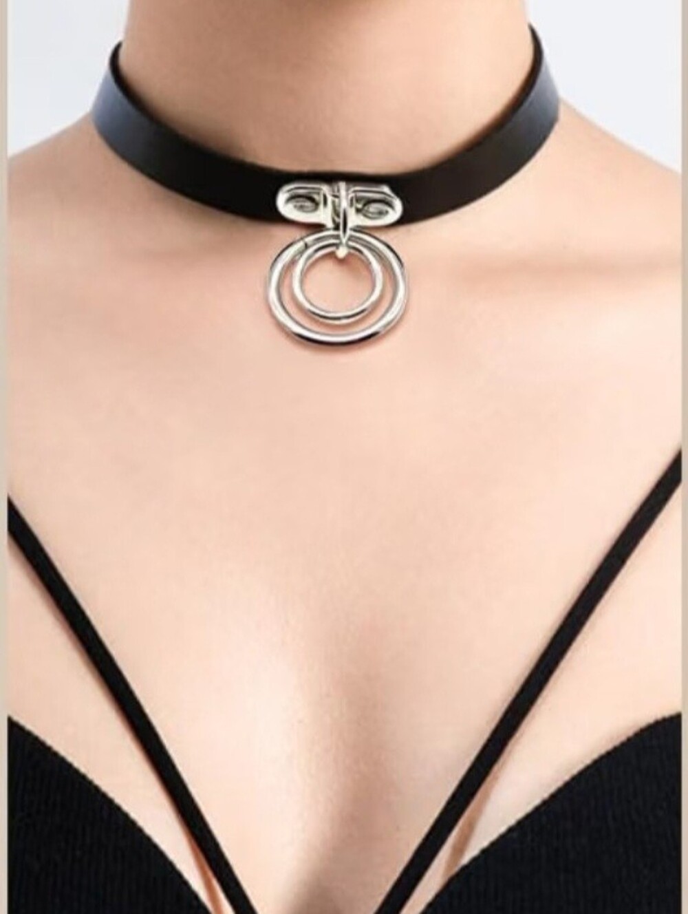 Choker - Picture 3 of 11